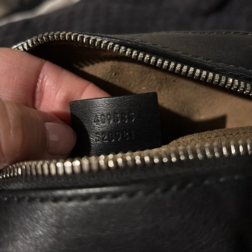 Gucci Crossbody - Picture 3 of 5